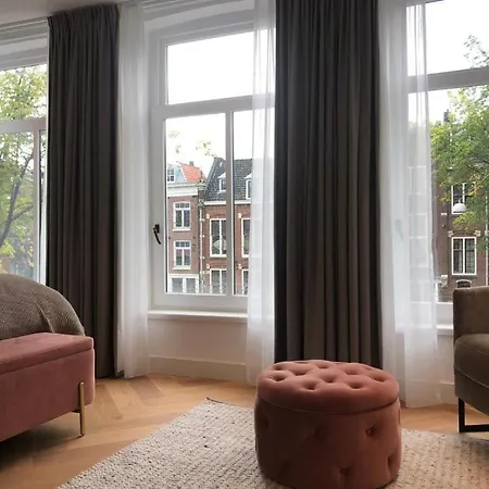 Alojamento de Acomodação e Pequeno-almoço Luxe Suites Roses Amesterdão