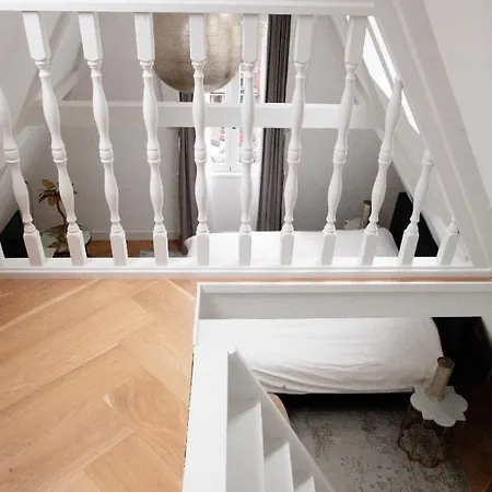Bed and breakfast Luxe Suites Roses Ámsterdam