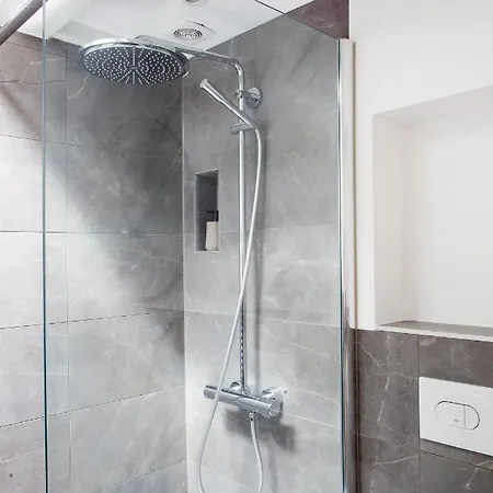 Oda ve Kahvaltı Luxe Suites Roses Amsterdam